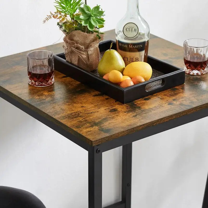 Tables et chaises de bar style industriel Eureka